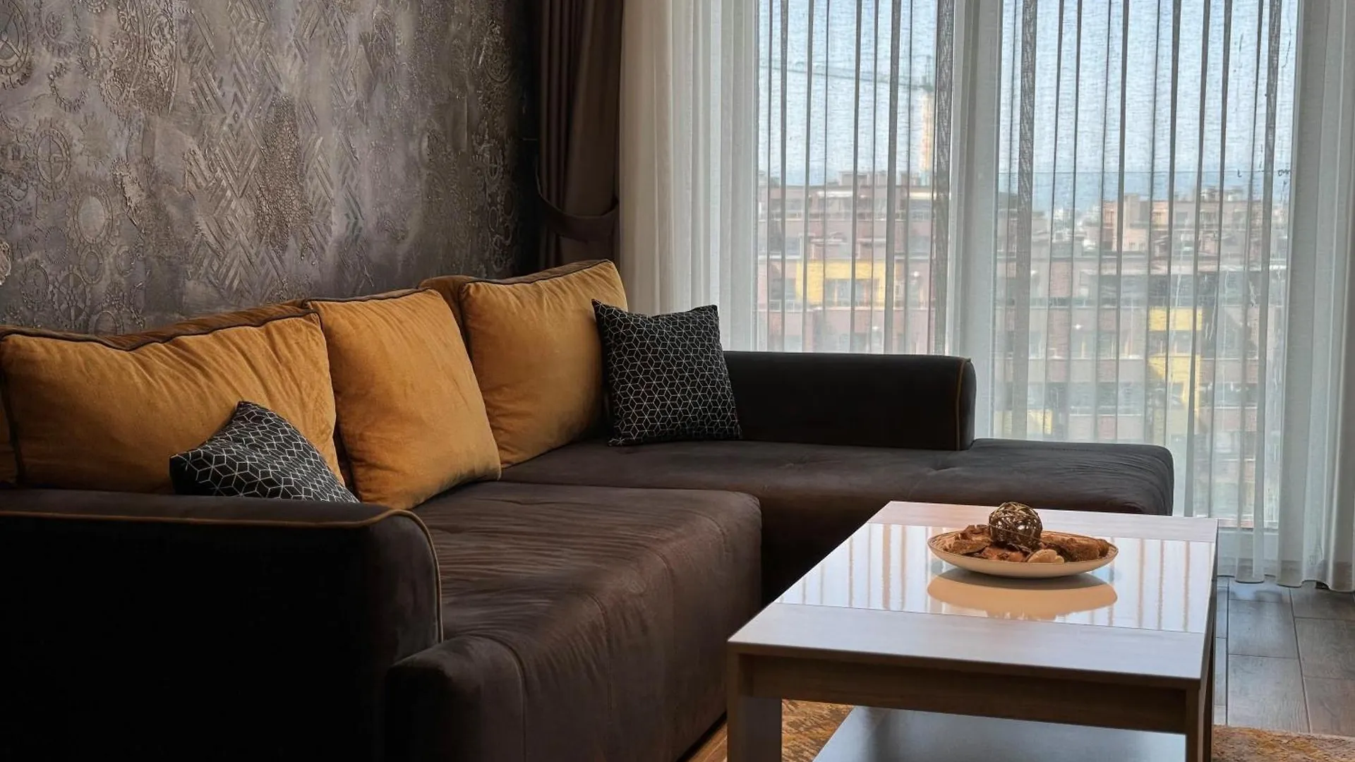 Modern 1Bed Apartment For 4 Guests In Sofia Bulgaria