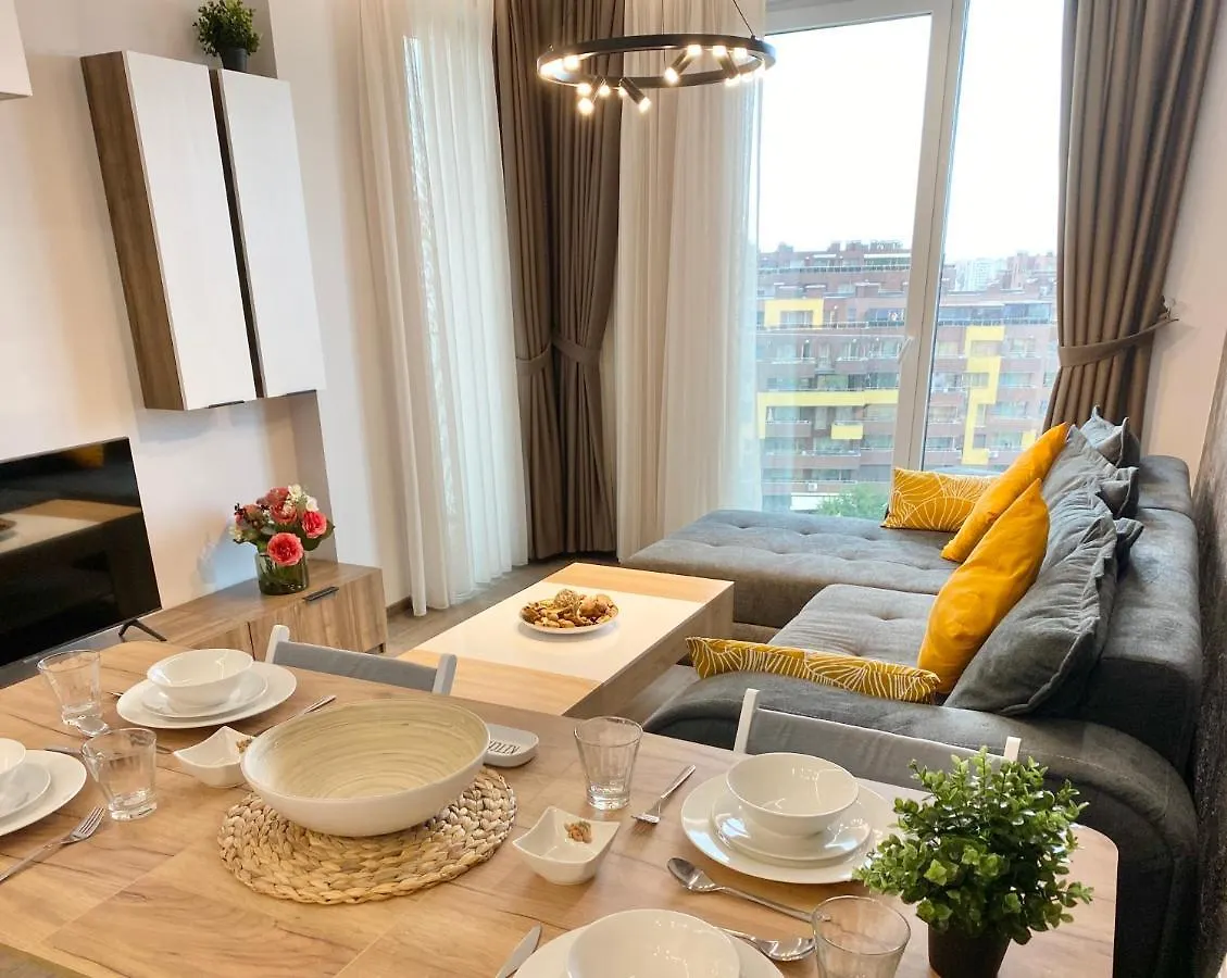 Modern 1Bed Apartment For 4 Guests In סופיה 0*,  בולגריה