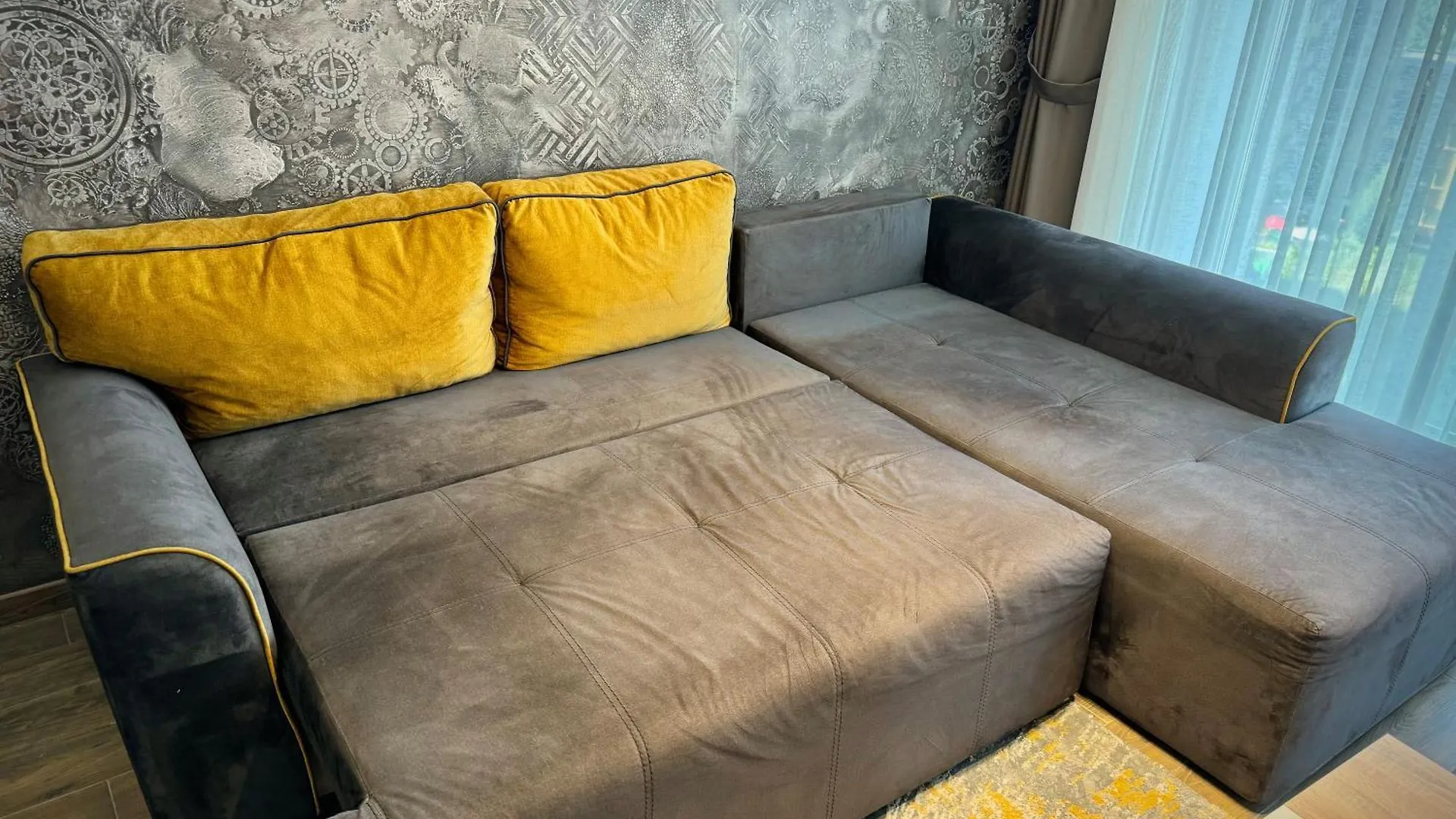 Modern 1Bed Apartment For 4 Guests In סופיה
